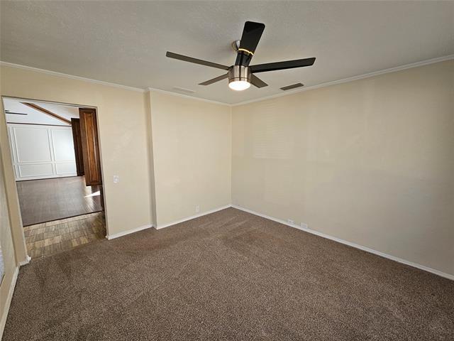 Building Photo - 3213 Saddlehead Dr