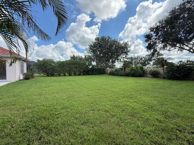 Building Photo - 4 Bedroom 3 Bath Single Family Home Laurel...