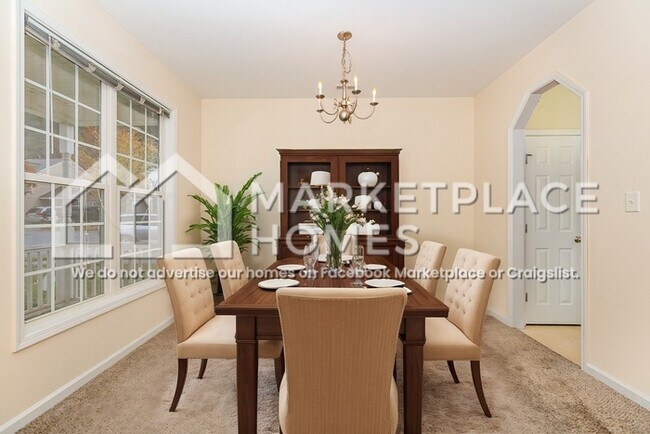 Building Photo - 2124 Star Sapphire Dr