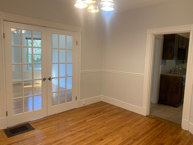 Building Photo - 69 Fremont St