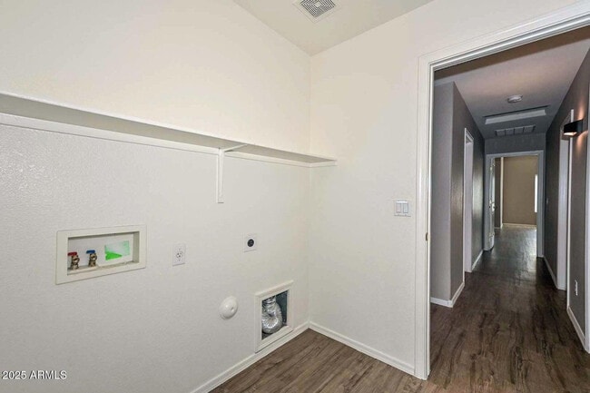 Building Photo - 13101 W Indianola Ave