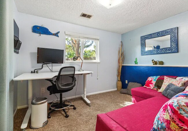 Building Photo - Furnished or Unfurnished House in NE Boulder ~ Cul-De-Sac living!