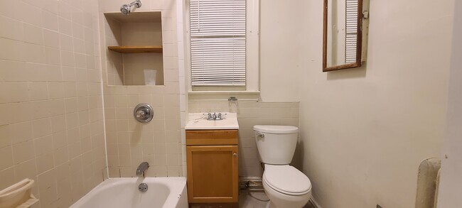 Building Photo - 29 ROOSEVELT Ave