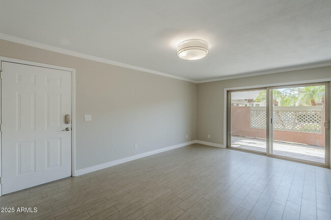 Building Photo - 3600 Hayden Rd