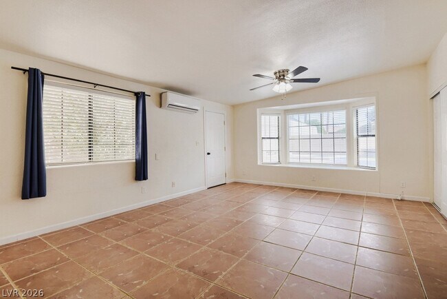 Building Photo - 912 Portulaca Ct