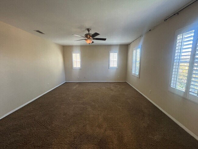 Building Photo - Short Term Lease - Grand 4-Bedroom Home with Entertainer's Yard in Gated River Village!