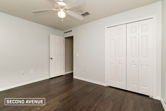 Building Photo - 3241 Bluestone Ave