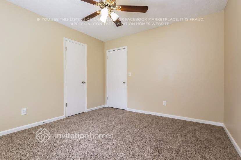 Building Photo - 1747 Vertex Dr SW