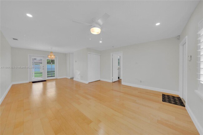 Building Photo - 13232 SW 52nd Terrace