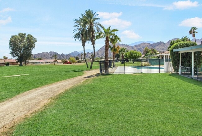 Building Photo - 43480 Illinois Ave