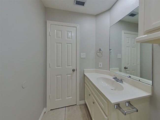 Building Photo - 138 Snug Harbor Dr
