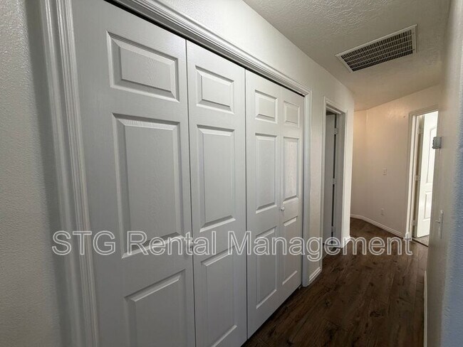 Building Photo - 473 E 1100 S