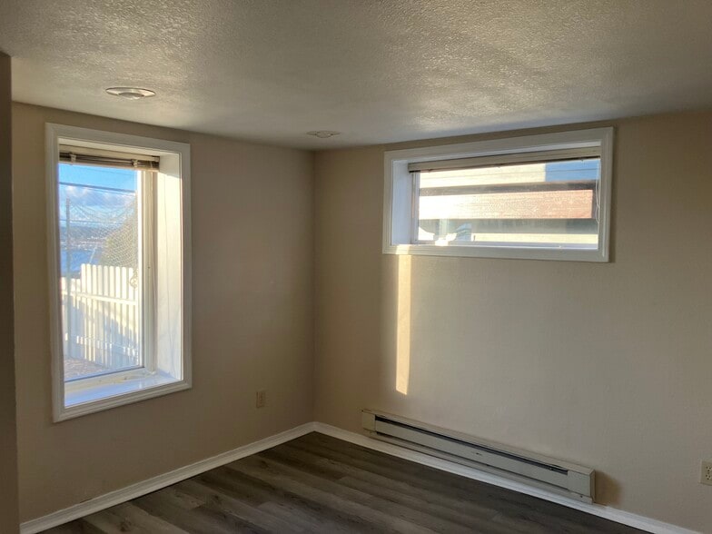 Bedroom 3 - 330 N State St