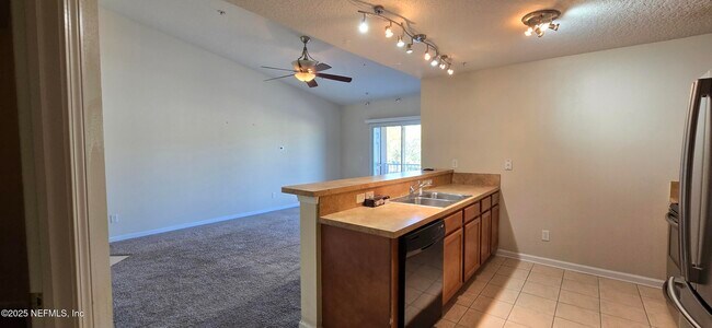 Building Photo - 3700 Kirkpatrick Cir
