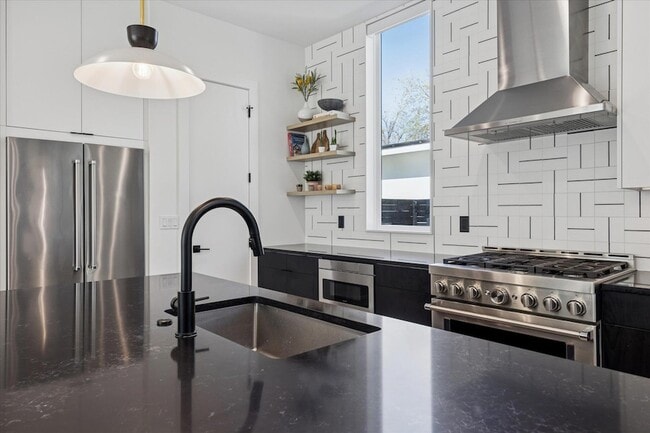 Building Photo - 1508 Redd St