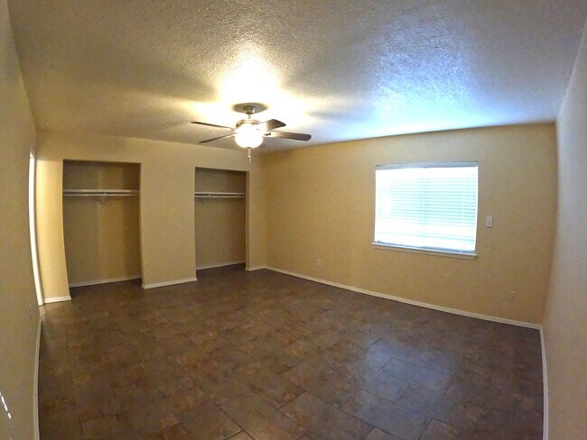 Building Photo - 2968 La Mesilla Circle