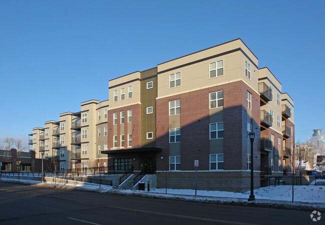 Building Photo - The Wellstone