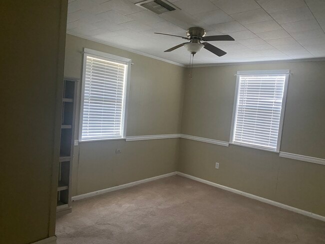 Building Photo - 5036 Hwy 17