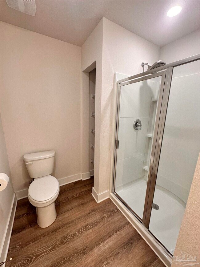 Building Photo - 1542 Iroquois Ct
