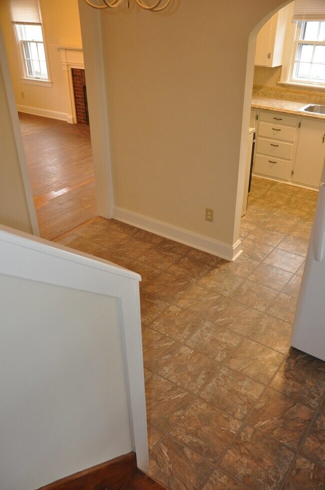 Building Photo - Pre-Leasing Now for Fall Semester 2026