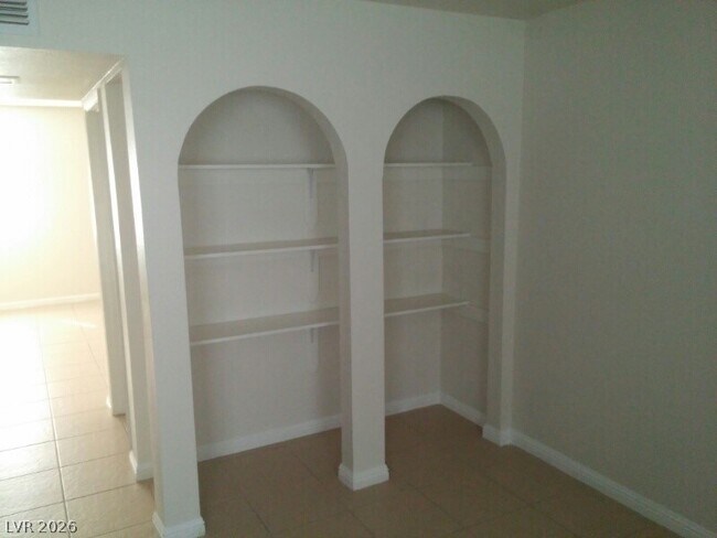 Building Photo - 7030 Burcot Ave