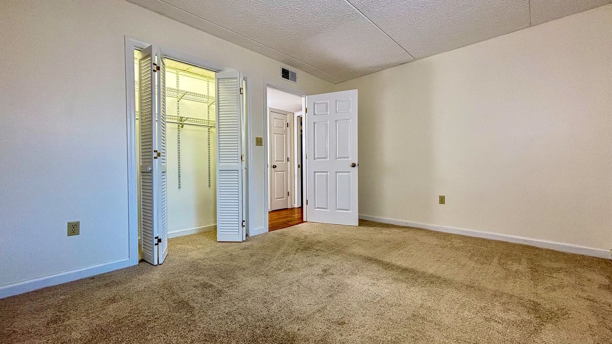 Building Photo - 221 Woodland Rd