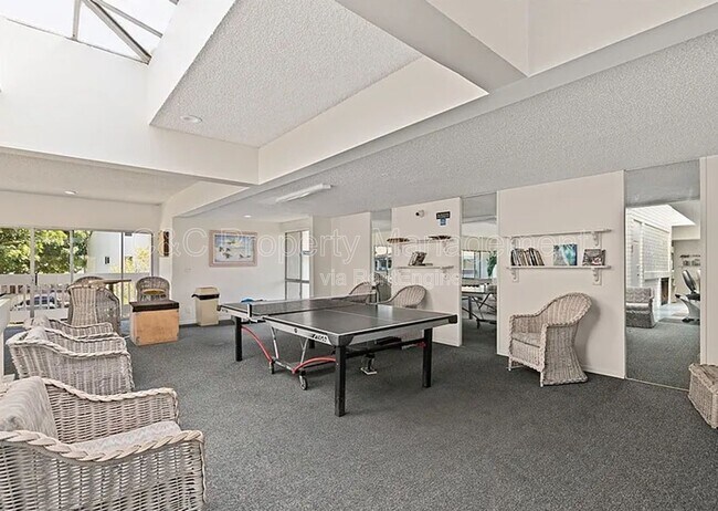 Building Photo - 802 Camino Real