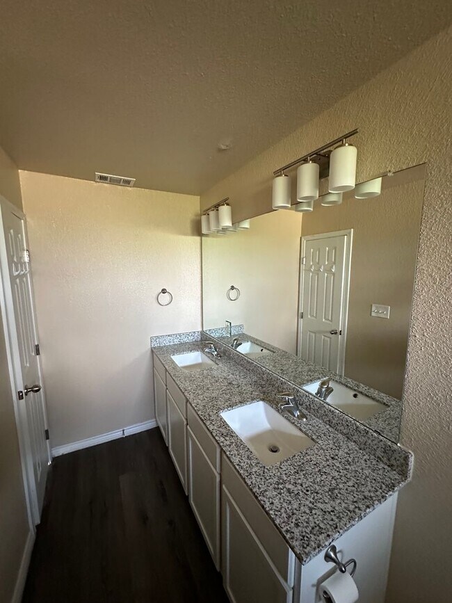 Building Photo - 3Bd/2Ba in Temple TX