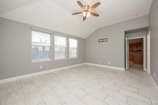 Building Photo - 3129 Kennedy Dr