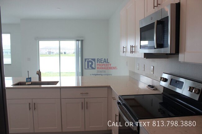 Building Photo - 32146 Powderpuff Mimosa Dr