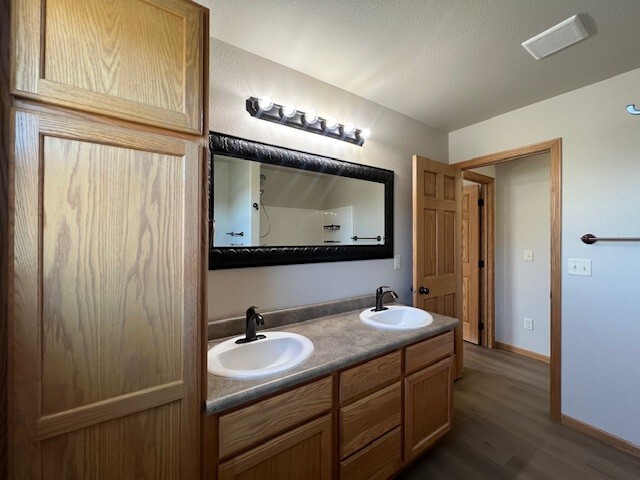 Building Photo - 961 Northridge Dr