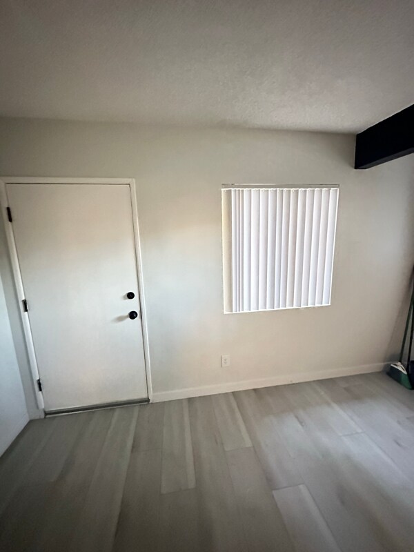 Building Photo - 7253 Jordan Ave