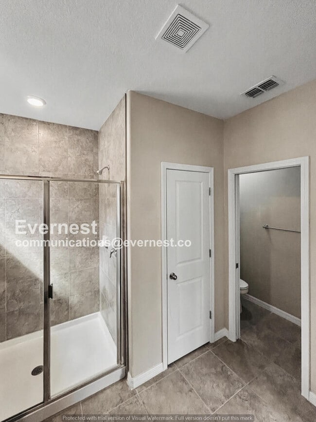 Building Photo - Limited Time Special Offer / 3 Bed, 2.5 Bath Townhome with Garage / Pet-Friendly / Vouchers Accep...