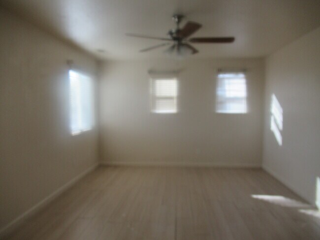 Building Photo - 1505 Garnet Way