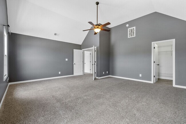 Building Photo - 2863 McManus Cir