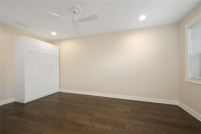 Building Photo - 4231 Deming Cir
