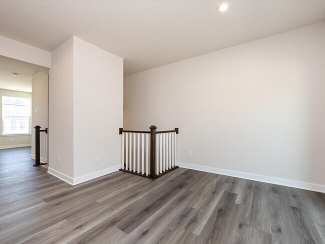 Building Photo - 431 Moondance Dr