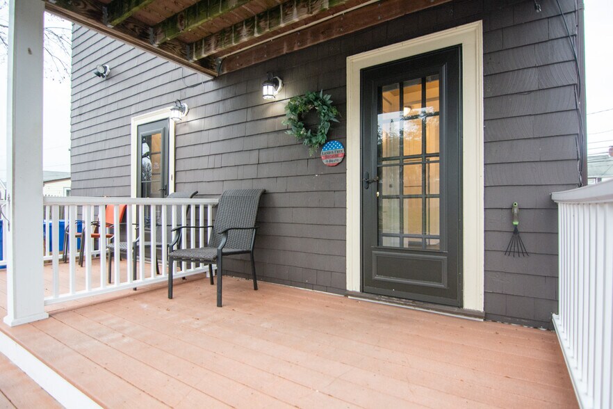 Building Photo - 39 Gould St