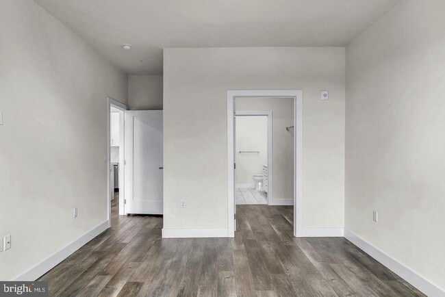 Building Photo - 1761 Old Meadow Rd