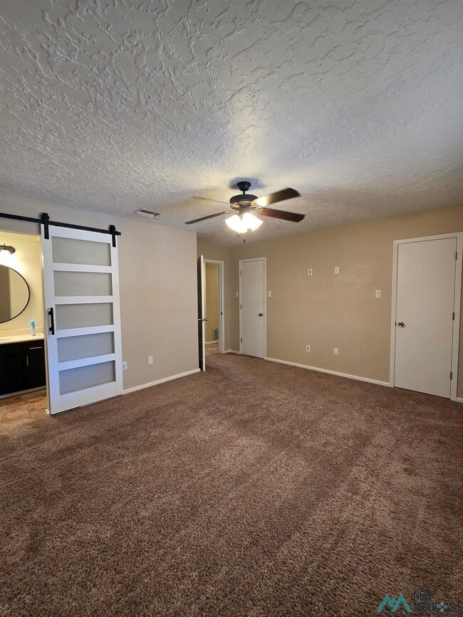 Building Photo - 309 Chanticleer Pl