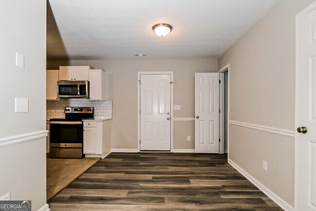 Building Photo - 1325 Carney Ct