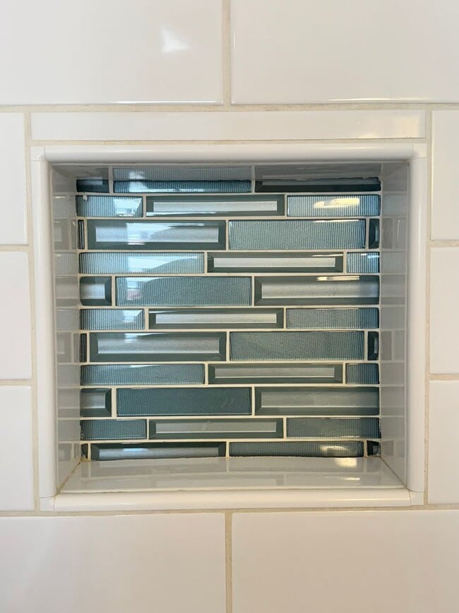 Building Photo - 301 N Catherine St