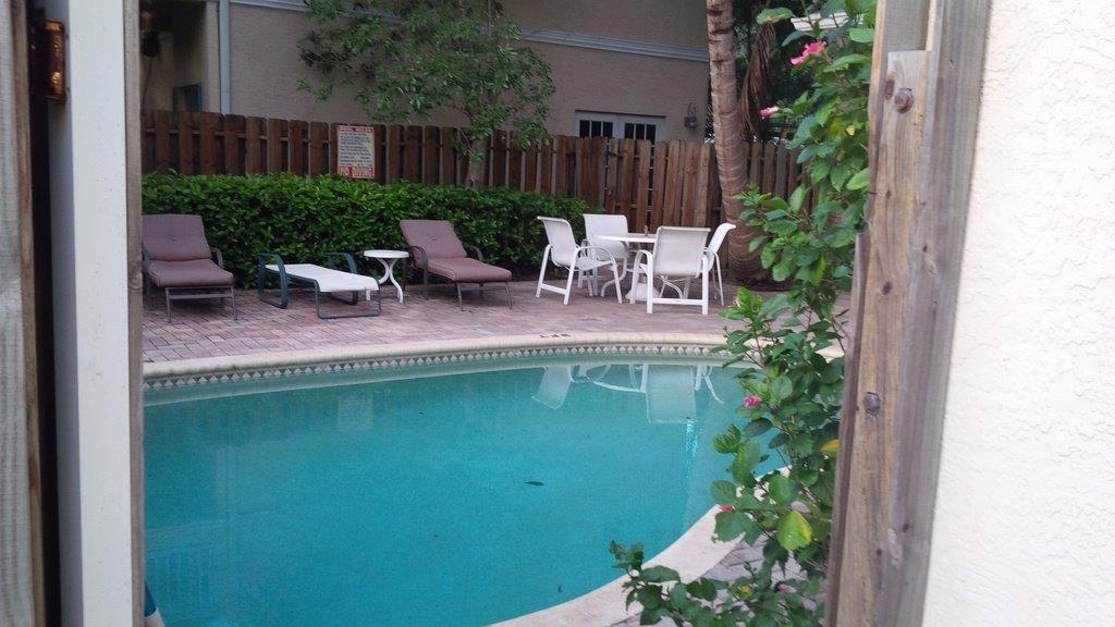 Pool - 857 SW 11th Ct