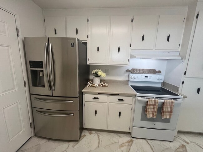 Building Photo - Charming 3/2 Home in Woodland-$500.00 OFF ...