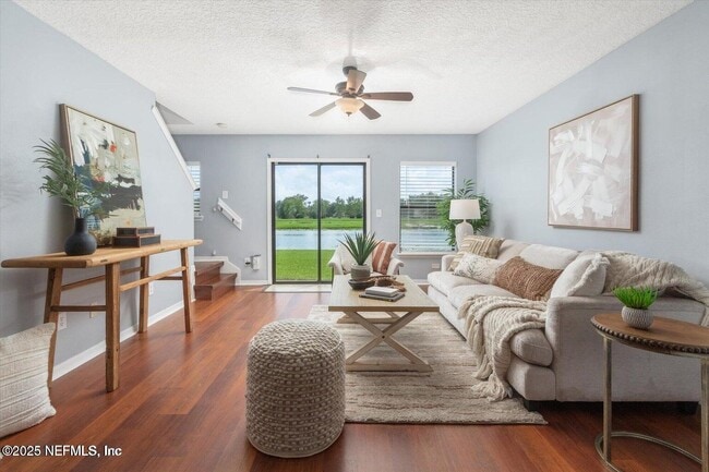 Building Photo - 429 Cabernet Pl