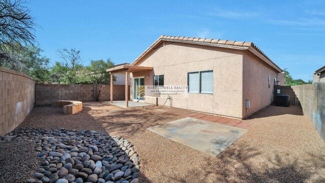 Building Photo - Remodeled NW SFR