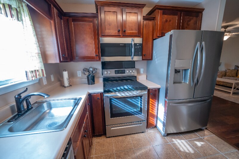 Building Photo - 29 Ristona Dr