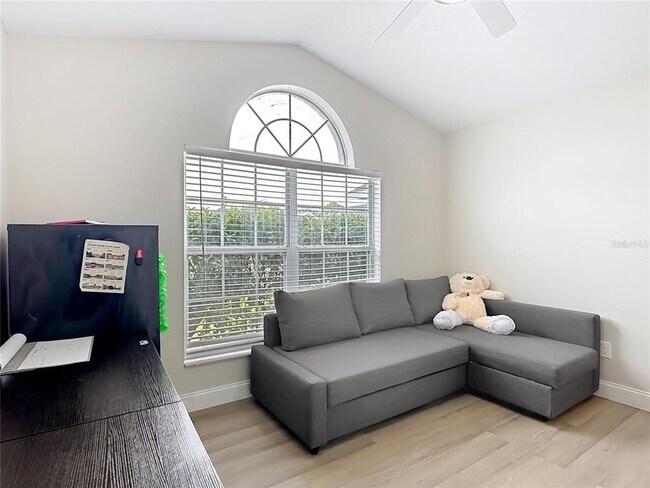 Building Photo - 1128 Pinedale Dr
