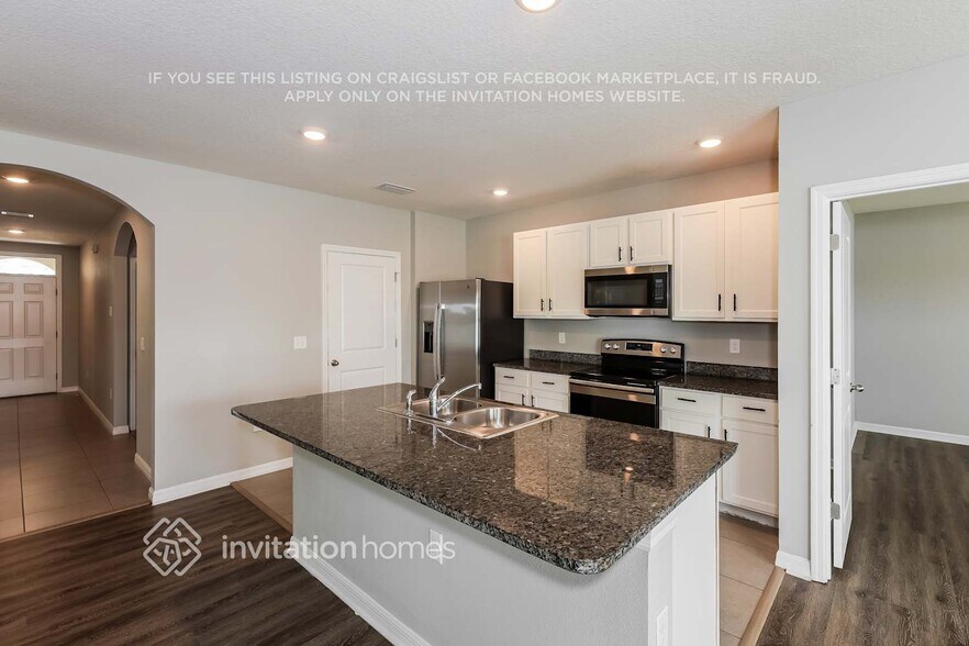 Building Photo - 10225 Opaline Sky Ct