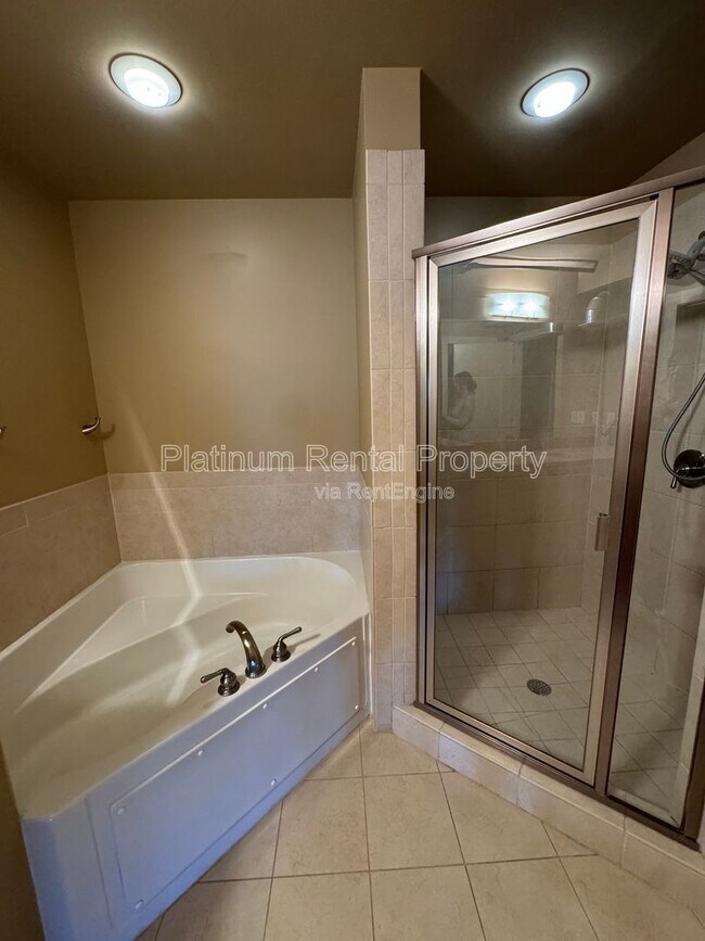 Building Photo - 264 19th St NW